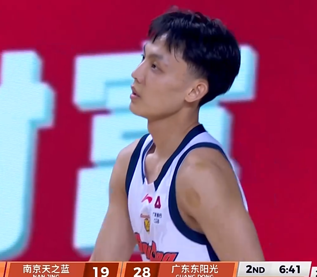 广东87-71同曦！球员评分：3人满分，3人良好，1人合格